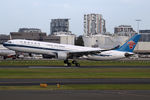 B-5939 @ YSSY - onto 16R - by Bill Mallinson