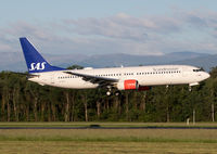 LN-RPO @ LOWG - Arriving from Oslo. - by Andreas Müller