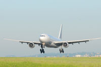F-GZCC @ LFPG - CDG landing