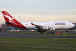 VH-OEI @ YSSY - onto 34L - by Bill Mallinson