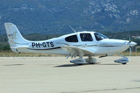 PH-GTS @ LFKC - Taxiing - by micka2b