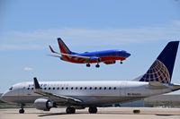 N161SY @ KBOI - Stopped on Alpha waiting for Southwest, N494WN, to land.