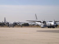 16711 @ LPMT - At the ramp. - by Nuno Filipe Lé Freitas