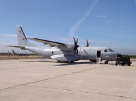 16711 @ LPMT - At the ramp. - by Nuno Filipe Lé Freitas