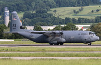 06-8610 @ EDDS - 06-8610 at Stuttgart Airport. - by Heinispotter