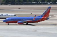 N462WN @ KLAS - Boeing 737-700 - by Mark Pasqualino