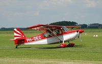 PH-DEC @ EHOW - PH-DEC at Oostwold airport