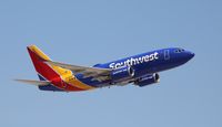 N418WN @ KLAS - Boeing 737-700 - by Mark Pasqualino