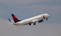 N819DN @ KLAS - Boeing 737-900ER - by Mark Pasqualino