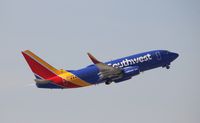 N933WN @ KLAS - Boeing 737-700 - by Mark Pasqualino