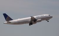 N404UA @ KLAS - Airbus A320