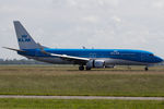 PH-HSD @ EHAM - KLM Royal Dutch Airlines - by Air-Micha