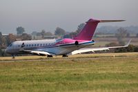 VP CYA @ EGGW - VP CYA taxi to terminal after landing on 08 at London Luton - by dave226688