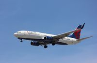 N376DA @ KLAS - Boeing 737-800 - by Mark Pasqualino