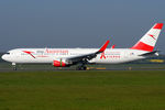 OE-LAY @ VIE - Austrian Airlines - by Chris Jilli