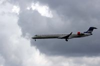 EI-FPO @ CPH - EI-FPO landing rw 22L - by Erik Oxtorp