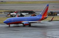 N265WN @ KPDX - Boeing 737-700 - by Mark Pasqualino