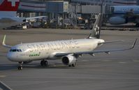 B-16206 @ VHHH - EVA A321 in Star Alliance livery - by FerryPNL