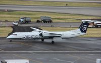 N412QX @ KPDX - DHC-8-402