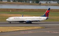N814DN @ KPDX - Boeing 737-900ER - by Mark Pasqualino