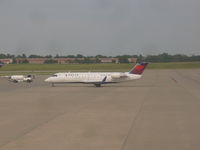 N927EV @ CVG - CRJ-200ER - by Christian Maurer