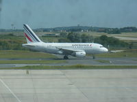F-GUGD @ LFPG - Air France A318 - by Christian Maurer