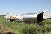 104644 @ CNU8 - remains of a F-104 - by olivier Cortot