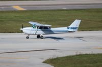 N106GT @ FLL - Cessna 172N