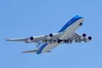 PH-BFL @ KSFO - Departing runway 28L at SFO. 2017. - by Clayton Eddy