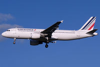 F-GKXG @ LFBO - Landing - by micka2b