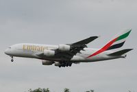 A6-EOT @ EGLL - Landing at EGLL 27R