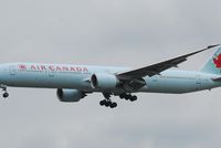 C-FRAM @ EGLL - Landing at EGLL 27R