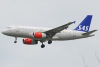 OY-KBR @ EGLL - Landing at EGLL 27R