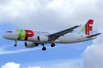 CS-TNR @ EGLL - On approach to London Heathrow