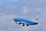 PH-BGP @ EGCC - At Manchester - by Guitarist