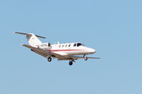 C-GSYM @ CYXX - Landing - by Guy Pambrun