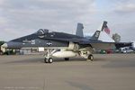 163733 @ KOSH - FA-18C Hornet 163733 25 CoNA from VFA-25 Fist of the Fleet NAS Lemoore, CA - by Dariusz Jezewski  FotoDJ.com