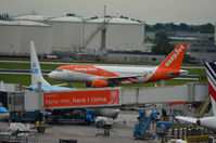 G-EZDP @ EHAM - EASYJET A319 - by fink123