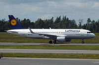 D-AIUJ @ ESGG - At Gothenburg - by Micha Lueck