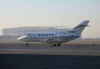 N819AB @ KOAK - 2001 Raytheon HAWKER 800XP visiting @ Oakland International Airport North ramp (reregistered N223FA in 2008) - by Steve Nation