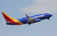 N433LV @ KLAS - Boeing 737-700 - by Mark Pasqualino
