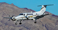 N187JP @ KLAS - N187JP Raytheon  B200 C/N BB-1888 Beech King Air 200 -Las Vegas - McCarran International Airport (LAS / KLAS)
USA - Nevada, January 15, 2011
Photo: Tomás Del Coro - by Tomás Del Coro