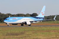 OO-JEF @ LFRB - Boeing 737-8K5, Taxiing to holding point rwy 07R, Brest-Bretagne airport (LFRB-BES) - by Yves-Q