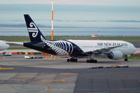 ZK-OKE @ NZAA - At Auckland - by Micha Lueck