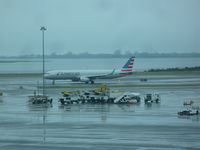 N114NN @ JFK - American A321 (32B) - A possible T variant - by Christian Maurer