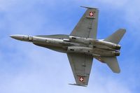 J-5015 @ LFSI - McDonnell Douglas FA-18C Hornet, On display, St Dizier-Robinson Air Base 113 (LFSI) Open day 2017 - by Yves-Q