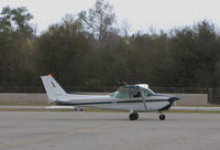N608DL @ KAJO - 1983 Cessna 172P Skyhawk taxiing @ Corona MAP, CA