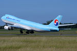 HL7609 @ VIE - Korean Air Cargo