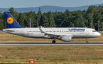 D-AIUG @ EDDF - decellerating after touchdown on RW07L - by Friedrich Becker