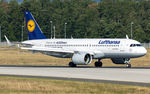 D-AINA @ EDDF - decellerating after touchdown on RW07L - by Friedrich Becker